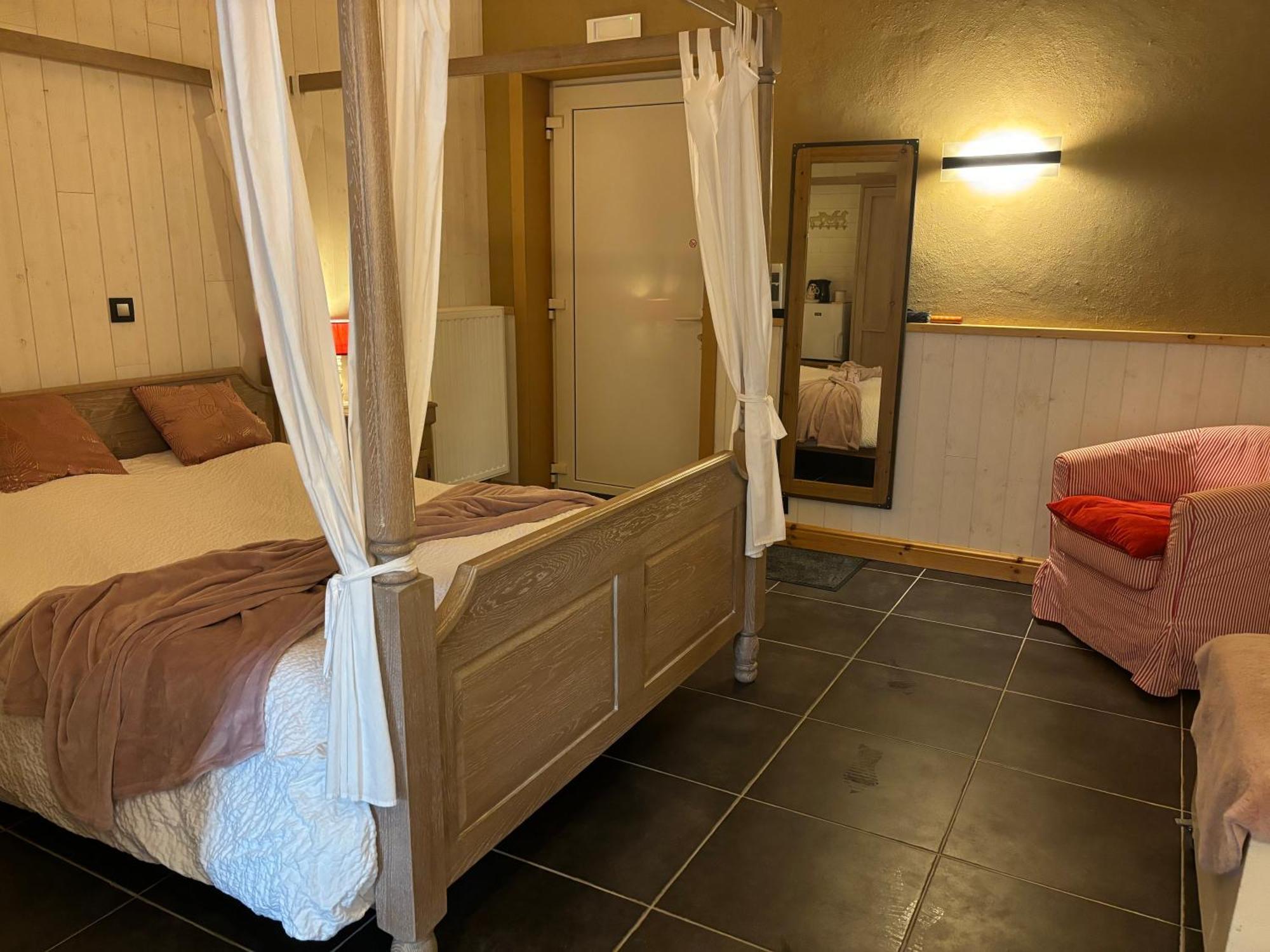B&B Quarterhouse Moerkerke Bagian luar foto