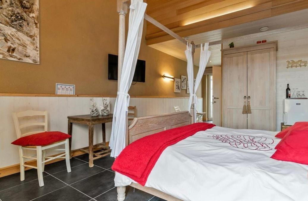 B&B Quarterhouse Moerkerke Bagian luar foto